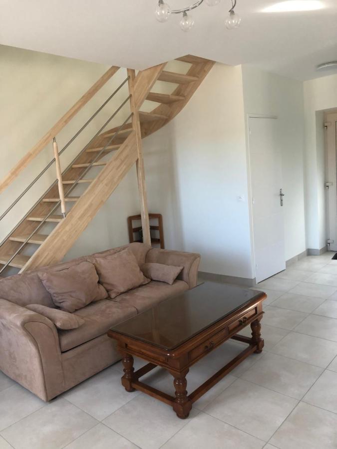 Residence Merlin Appartement Arthur Saint-Malon-sur-Mel 外观 照片
